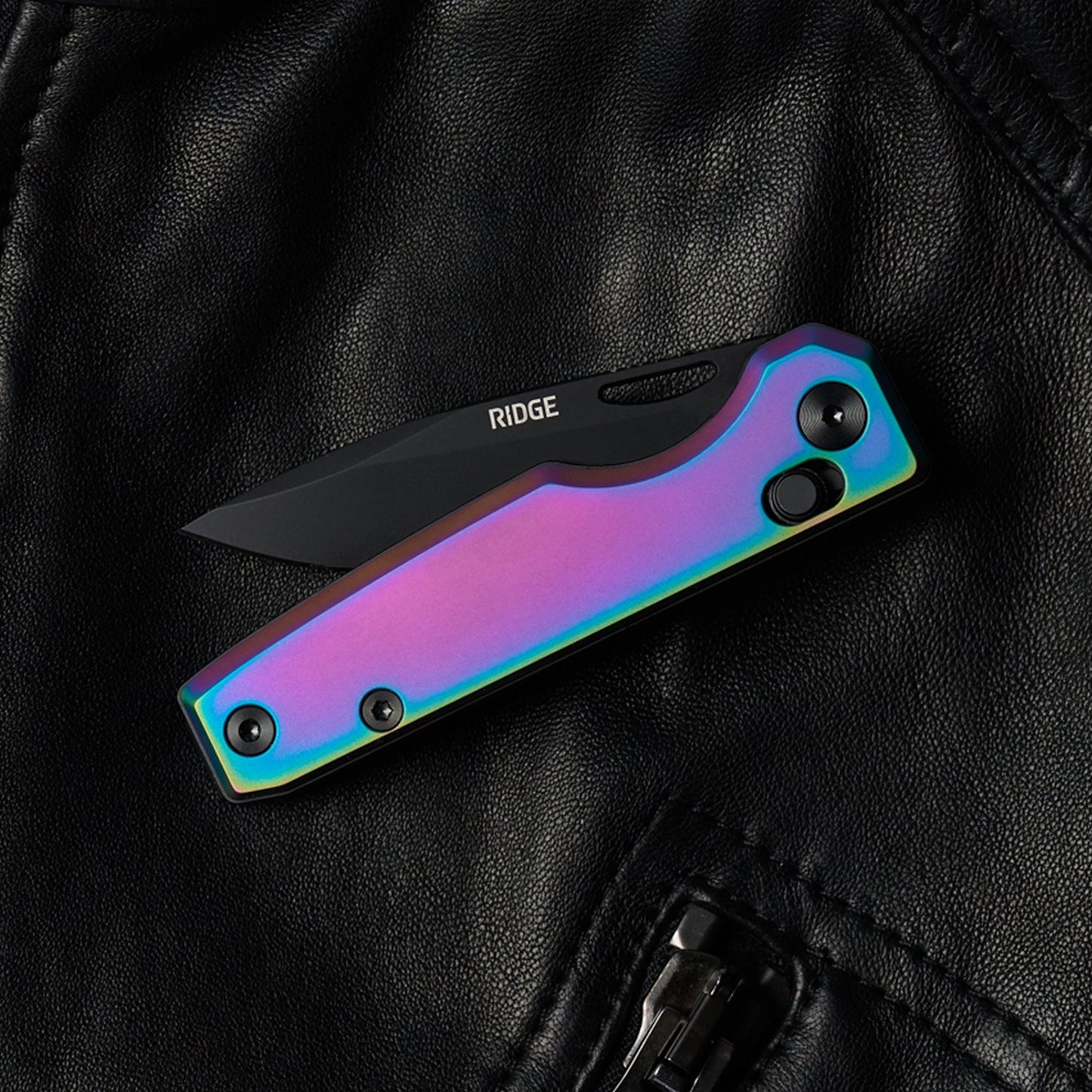 https://cdn.shopify.com/s/files/1/0613/6213/files/Iridescent-EverydayFolder-Lifestyle1.jpg?v=1770988167