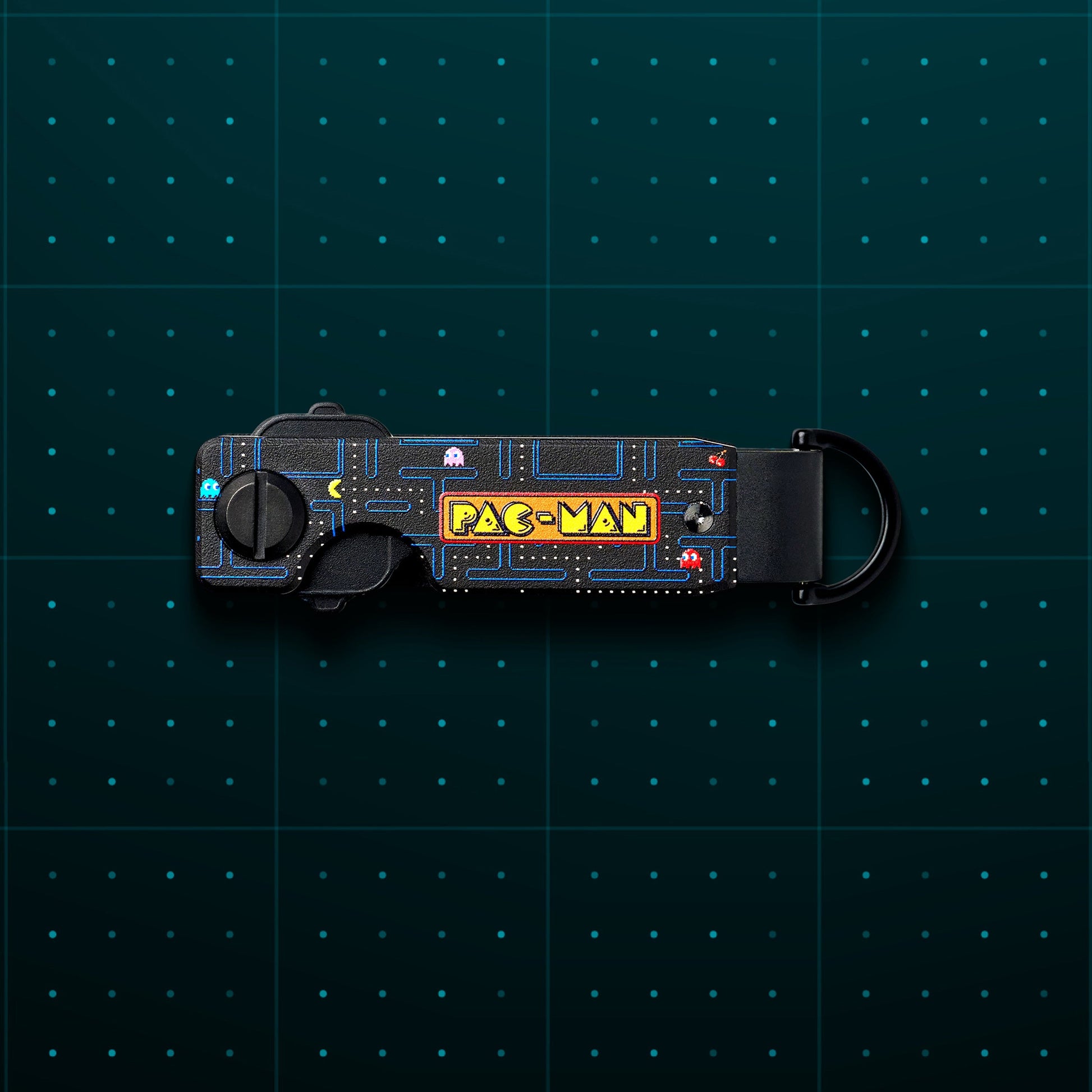 https://cdn.shopify.com/s/files/1/0613/6213/files/PacMan-Keycase-Lifestyle2_a67e0afa-d7c6-4608-8f21-727e0fae33db.jpg?v=1756931371