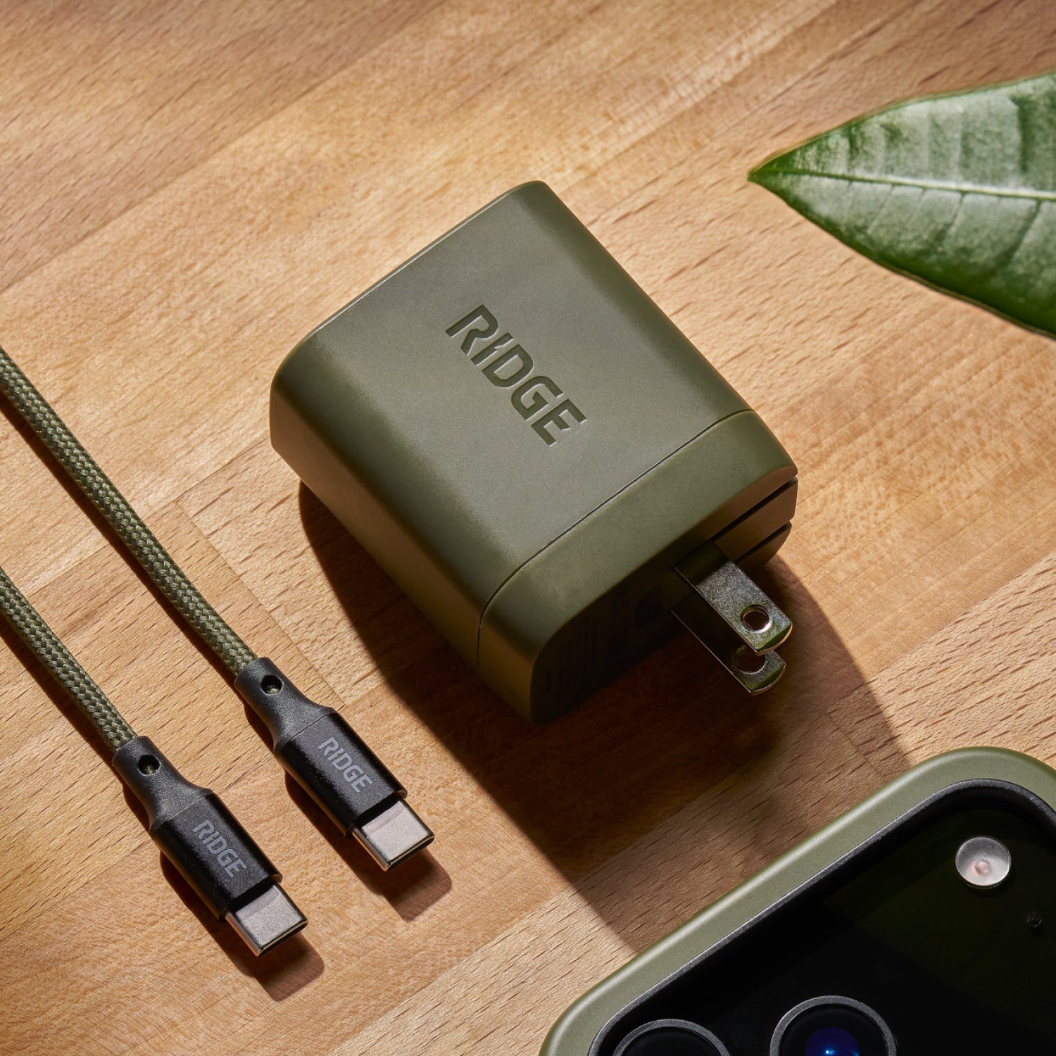 https://cdn.shopify.com/s/files/1/0613/6213/files/Power-Adapter-Kit-Matte-Olive-ElevatedStudio_c3889d0c-3af9-42b7-a1ed-8102faaedf15.jpg?v=1760374903